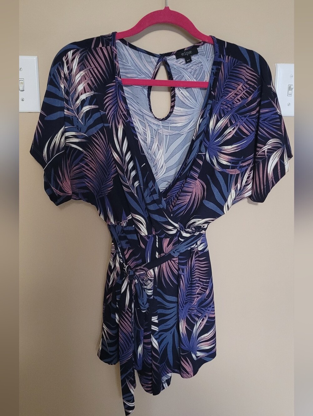 💜2 for $10💜 Bundle and save Tropical Print Romper